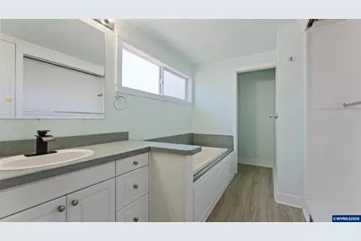 1901 Long St, Sweet Home, OR 97386 - Photo 21
