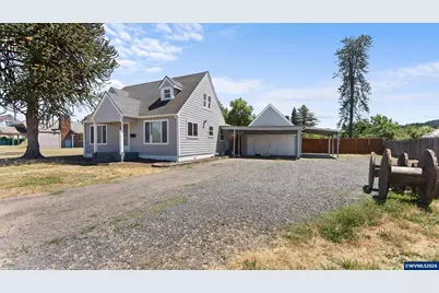 1901 Long St, Sweet Home, OR 97386 - Photo 3