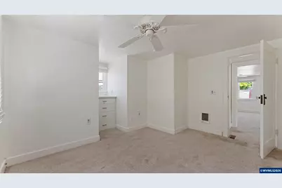 1901 Long St, Sweet Home, OR 97386 - Photo 27