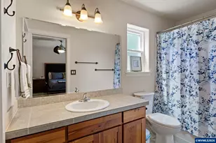 495 Lavender St, Silverton, OR 97381 - Photo 25