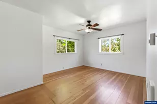 2901 NW Oak Grove Dr, Albany, OR 97321 - Photo 15