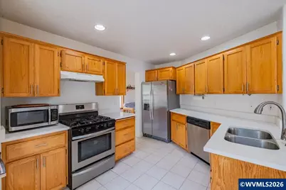 7416 Parkplace Dr NE, Keizer, OR 97303 - Photo 13