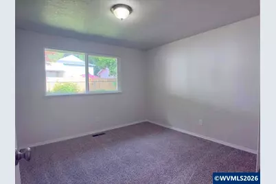 760 Boone Rd SE, Salem, OR 97306 - Photo 11