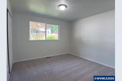760 Boone Rd SE, Salem, OR 97306 - Photo 9