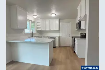 760 Boone Rd SE, Salem, OR 97306 - Photo 5