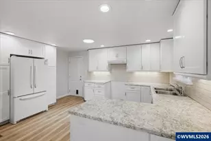 215 46th Ave SE, Salem, OR 97317 - Photo 13