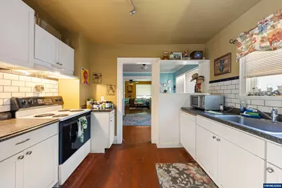 442 23rd St SE, Salem, OR 97301 - Photo 9