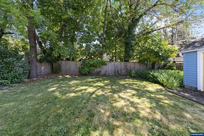 442 23rd St SE, Salem, OR 97301 - Photo 37