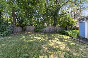 442 23rd St SE, Salem, OR 97301 - Photo 37