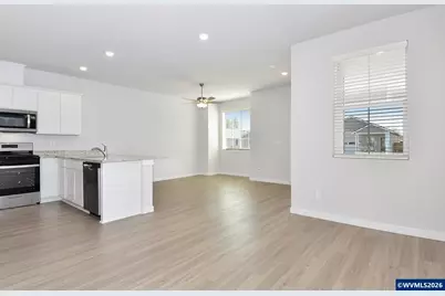 1101 Parkside Av, Woodburn, OR 97071 - Photo 5