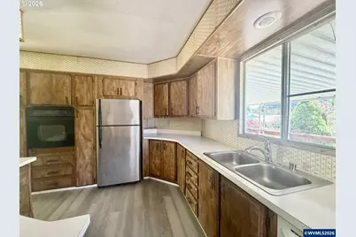 76582 Davis Rd, Oakridge, OR 97463 - Photo 11