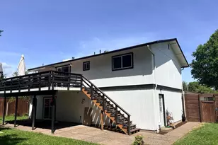 1060 SE Marion Ave, Corvallis, OR 97333 - Photo 5