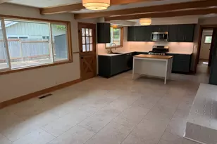 1090 Luradel Ave S, Salem, OR 97302 - Photo 7