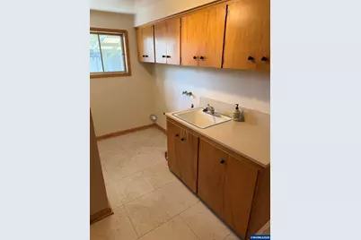 1090 Luradel S Av, Salem, OR 97302 - Photo 13