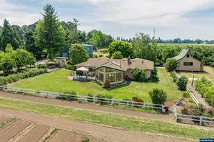 30248 S Barlow Rd, Hubbard, OR 97032 - Photo 3