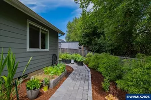 188 NW Beaver Ct, Dallas, OR 97338 - Photo 29