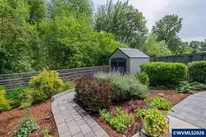 188 NW Beaver Ct, Dallas, OR 97338 - Photo 27