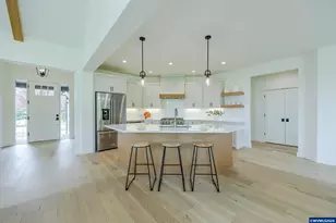 88368 Jessie James Ln, Veneta, OR 97487 - Photo 15