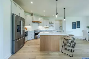 88368 Jessie James Ln, Veneta, OR 97487 - Photo 13
