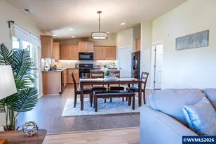2501 SW Wolverine Dr, Corvallis, OR 97333 - Photo 9