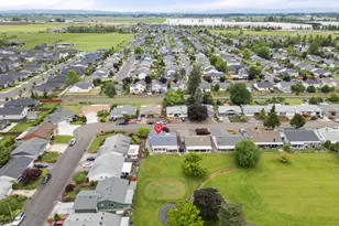 810 S Columbia Dr, Woodburn, OR 97071 - Photo 29
