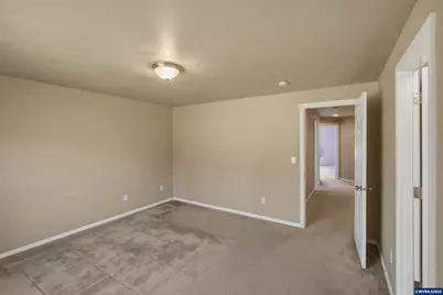 914 Oakmont Lp NE, Albany, OR 97322 - Photo 31