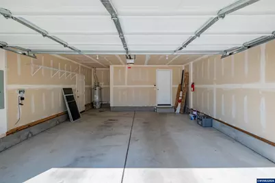 914 Oakmont Lp NE, Albany, OR 97322 - Photo 37