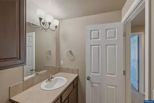 914 Oakmont Lp NE, Albany, OR 97322 - Photo 17