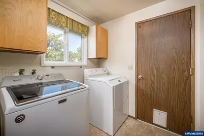 607 32nd Av SE, Albany, OR 97322 - Photo 9