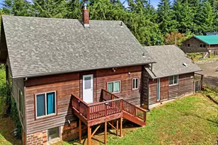 825 SW Pioneer Dr, Willamina, OR 97396 - Photo 5