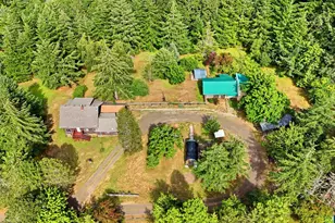 825 SW Pioneer Dr, Willamina, OR 97396 - Photo 3