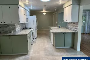 3386 48th Ave NE, Salem, OR 97305 - Photo 7