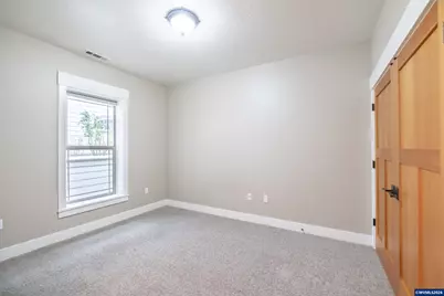 811 Northpoint Lp, Brownsville, OR 97327 - Photo 13