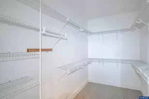811 Northpoint Lp, Brownsville, OR 97327 - Photo 27