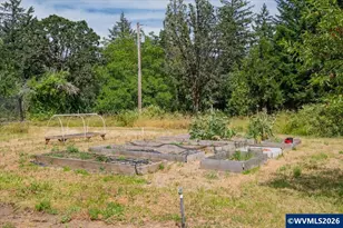 37625 Sunset Ln, Brownsville, OR 97327 - Photo 23