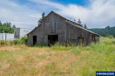 37625 Sunset Ln, Brownsville, OR 97327 - Photo 41