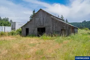 37625 Sunset Ln, Brownsville, OR 97327 - Photo 41