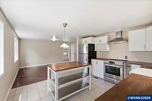 37625 Sunset Ln, Brownsville, OR 97327 - Photo 9