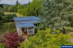 37625 Sunset Ln, Brownsville, OR 97327 - Photo 3