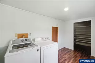 37625 Sunset Ln, Brownsville, OR 97327 - Photo 19