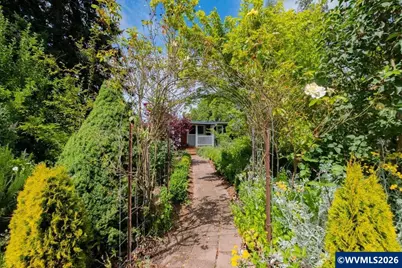 37625 Sunset Ln, Brownsville, OR 97327 - Photo 7