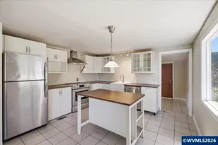 37625 Sunset Ln, Brownsville, OR 97327 - Photo 7