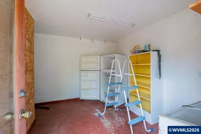 37625 Sunset Ln, Brownsville, OR 97327 - Photo 25