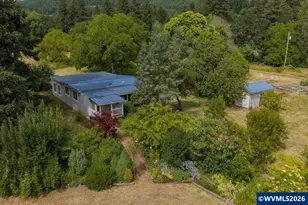 37625 Sunset Ln, Brownsville, OR 97327 - Photo 5