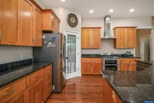 14255 Orchard Knob Rd, Dallas, OR 97338 - Photo 15