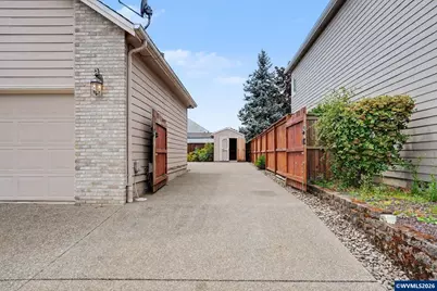 482 Yellowstone Dr, Monmouth, OR 97361 - Photo 3