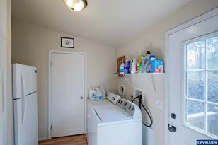1606 11th Ave, Sweet Home, OR 97386 - Photo 23