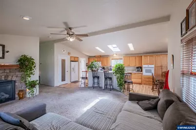 1606 11th Av, Sweet Home, OR 97386 - Photo 5