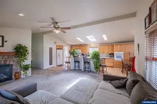 1606 11th Ave, Sweet Home, OR 97386 - Photo 5