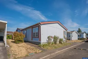 3200 Oak Terrace Dr, Lebanon, OR 97355 - Photo 1